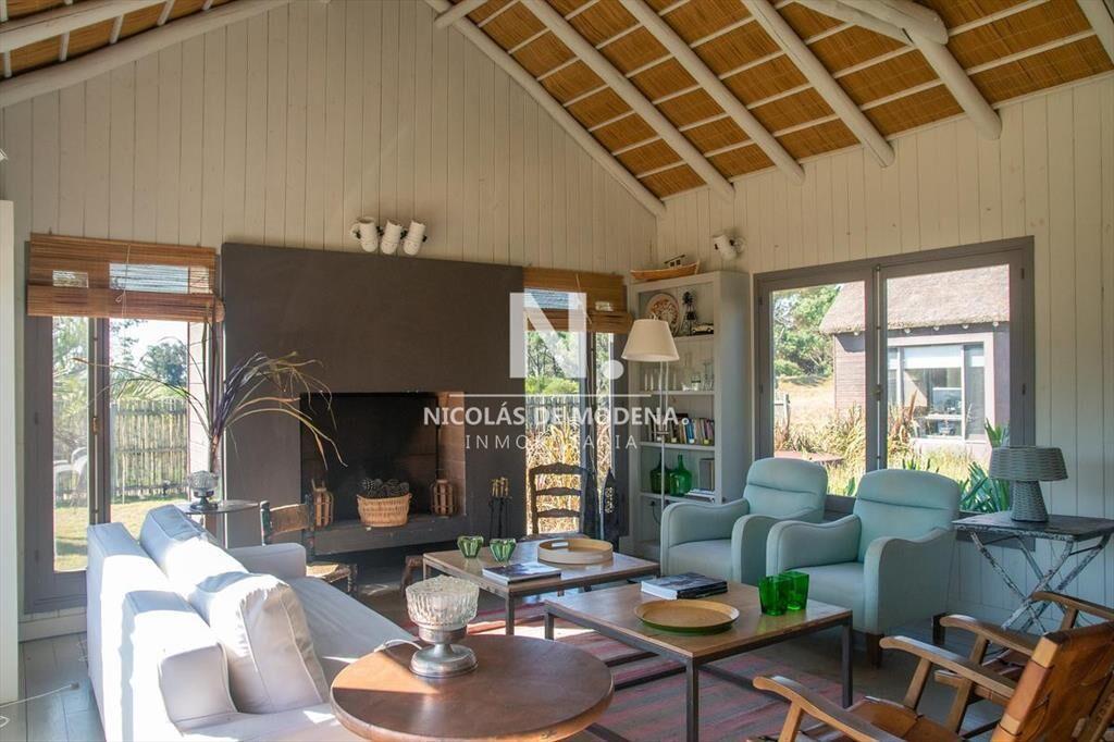 En Jose Ignacio, hermosa casa con 3 suites