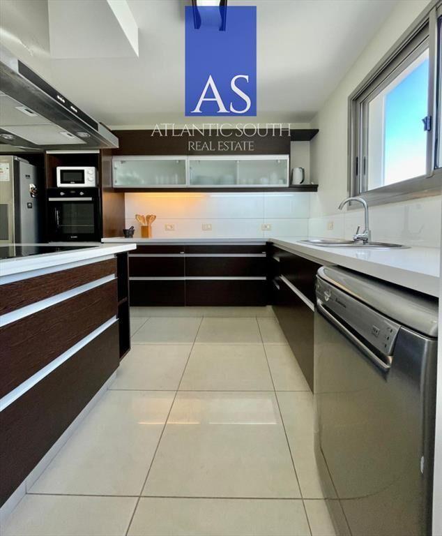 Apartamento de 3 dormitorios mas servicio primera