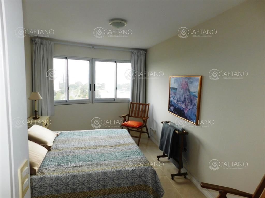 Venta de depto en edificio con servicios