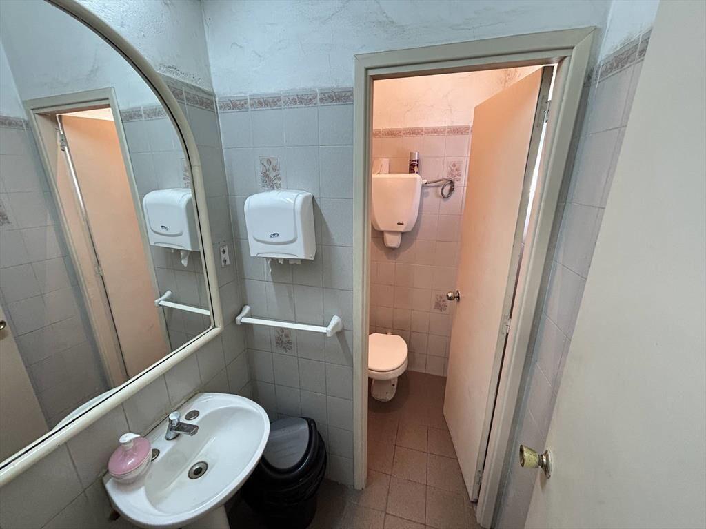 Venta de Local comercial con 123 Mts2 en Centro