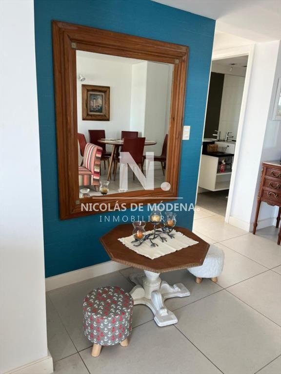 Alquila apartamento de 2 dormitorios en Peninsula, Punta de