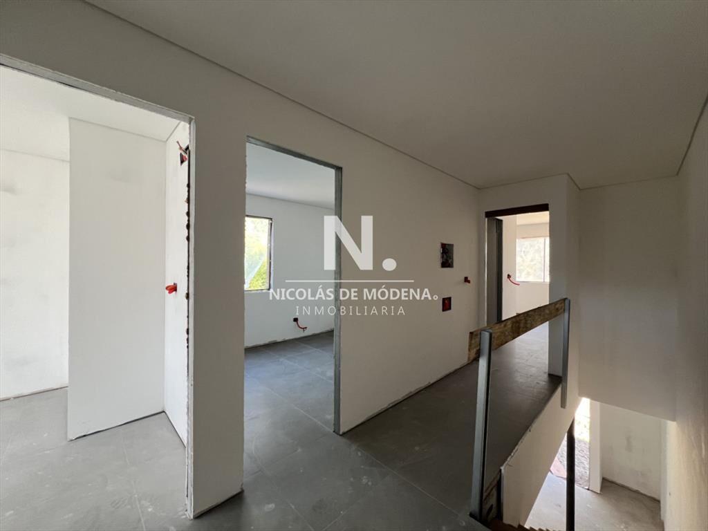 Casa a estrenar en Pinares. Punta del Este