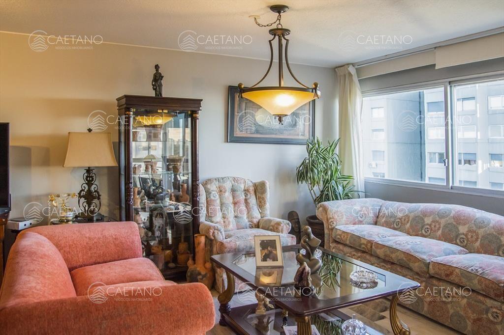 Apartamento en Roosevelt Center de 3 dormitorios
