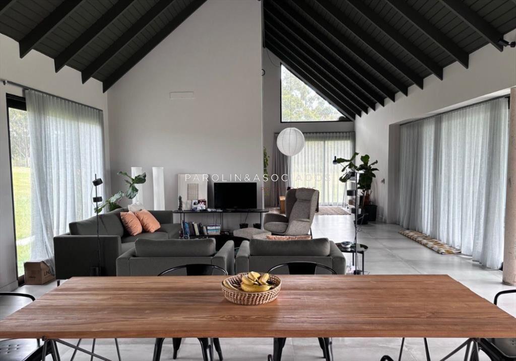 VENTA de Casa 3 DORMITORIOS en PUEBLO MIO,