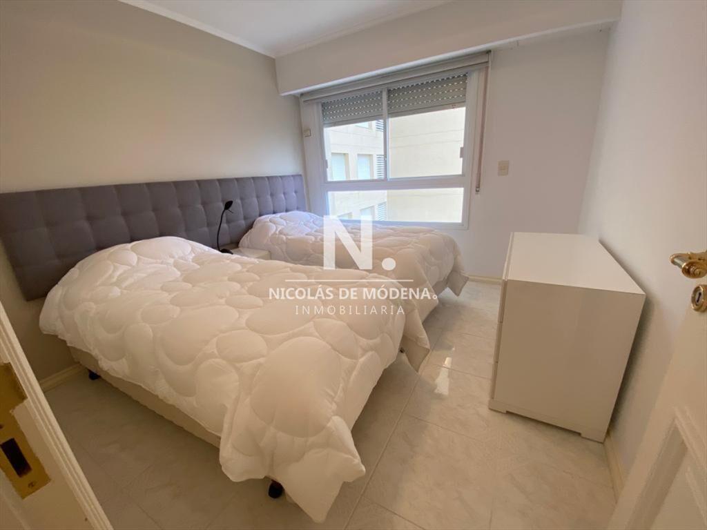 Apartamento en Venta de 3 dormitorios en Playa Mansa , Punt