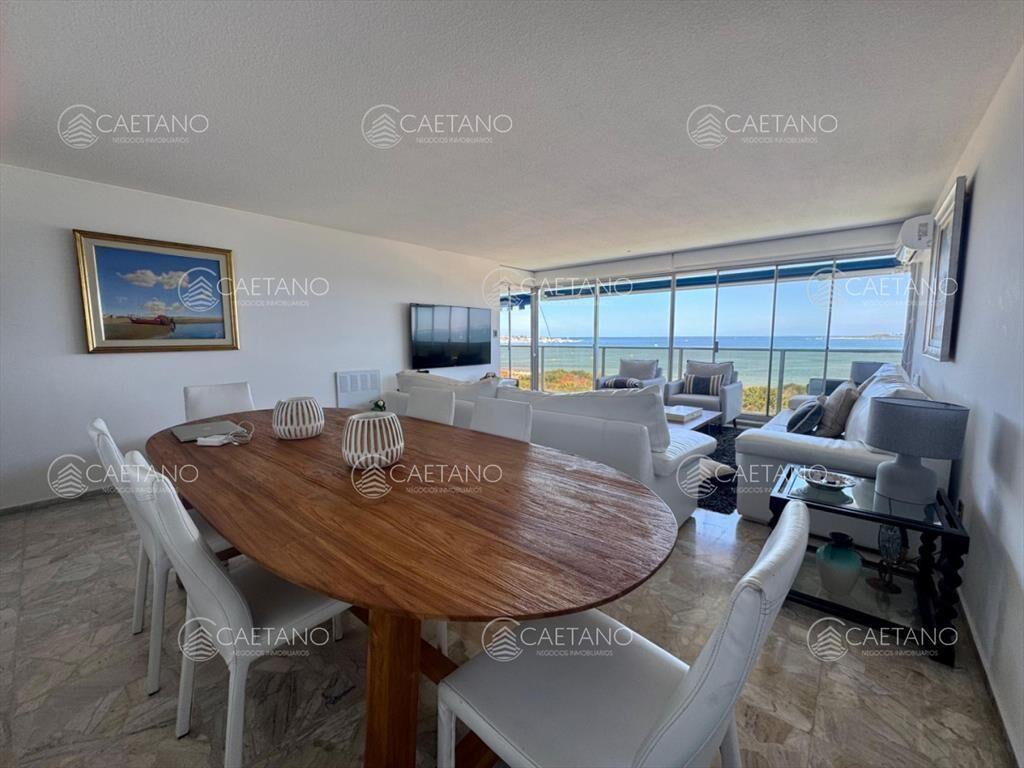 En Venta...Hermoso Apartamento en una de las de