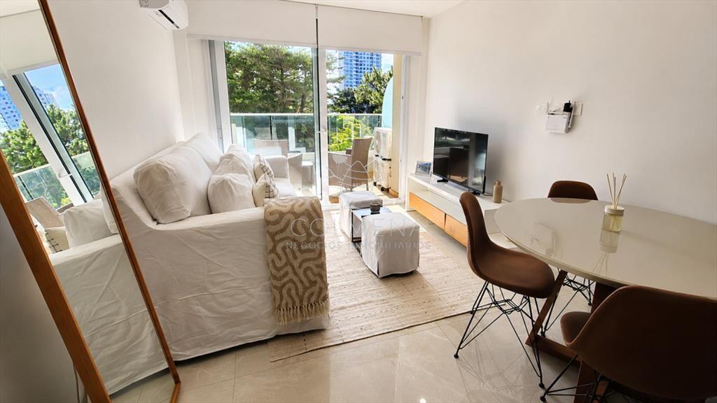 Apartamento de 1 dormitorio en venta, con vista a