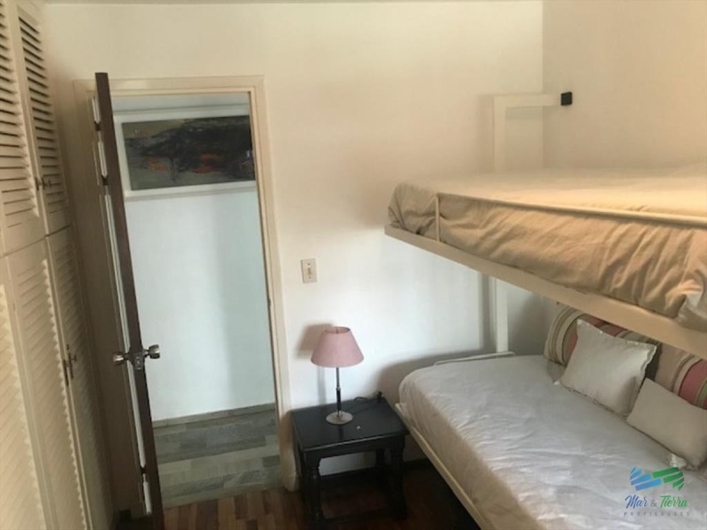 Apartamento 3 dormitorios, en primera línea, del
