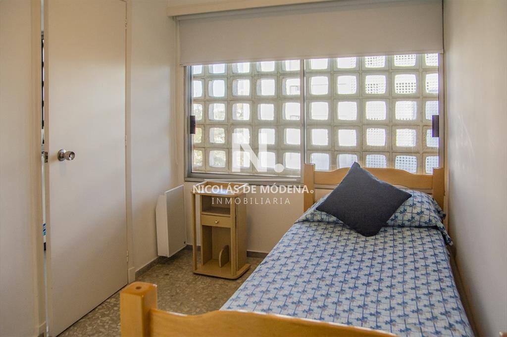 Apartamento en Mansa , 2 y dependencia en venta