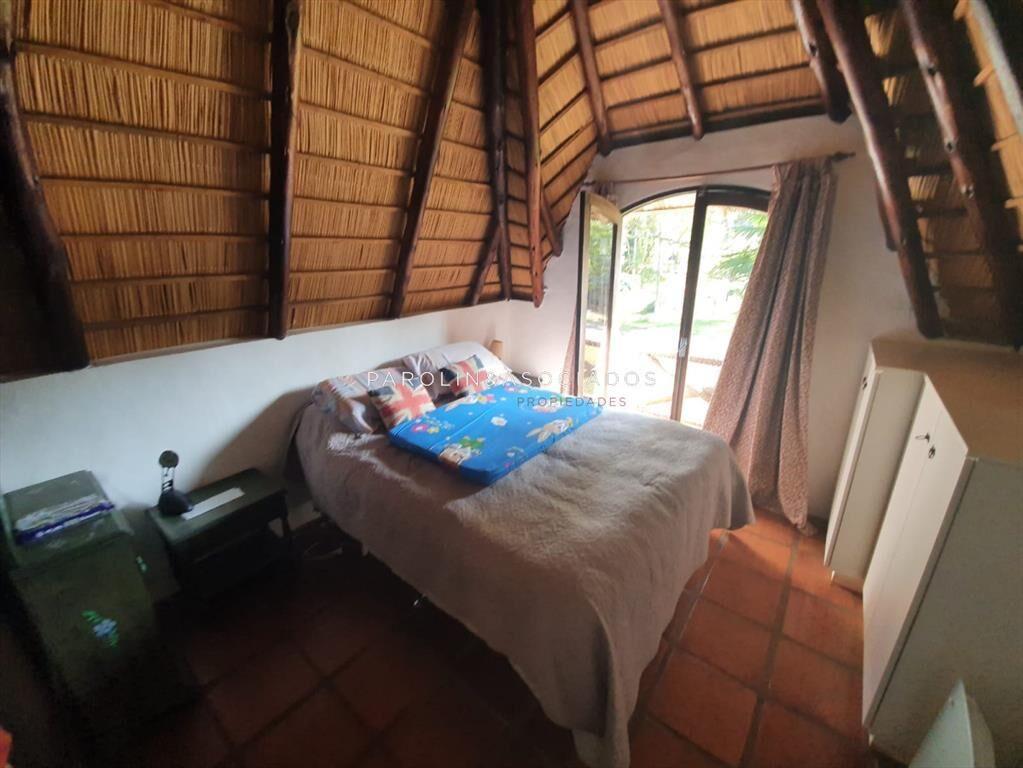 Casa en venta de 2 dormitorios en Pinares, Punta del Este.