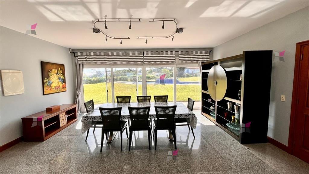 Venta Exclusiva mansion en playa mansa