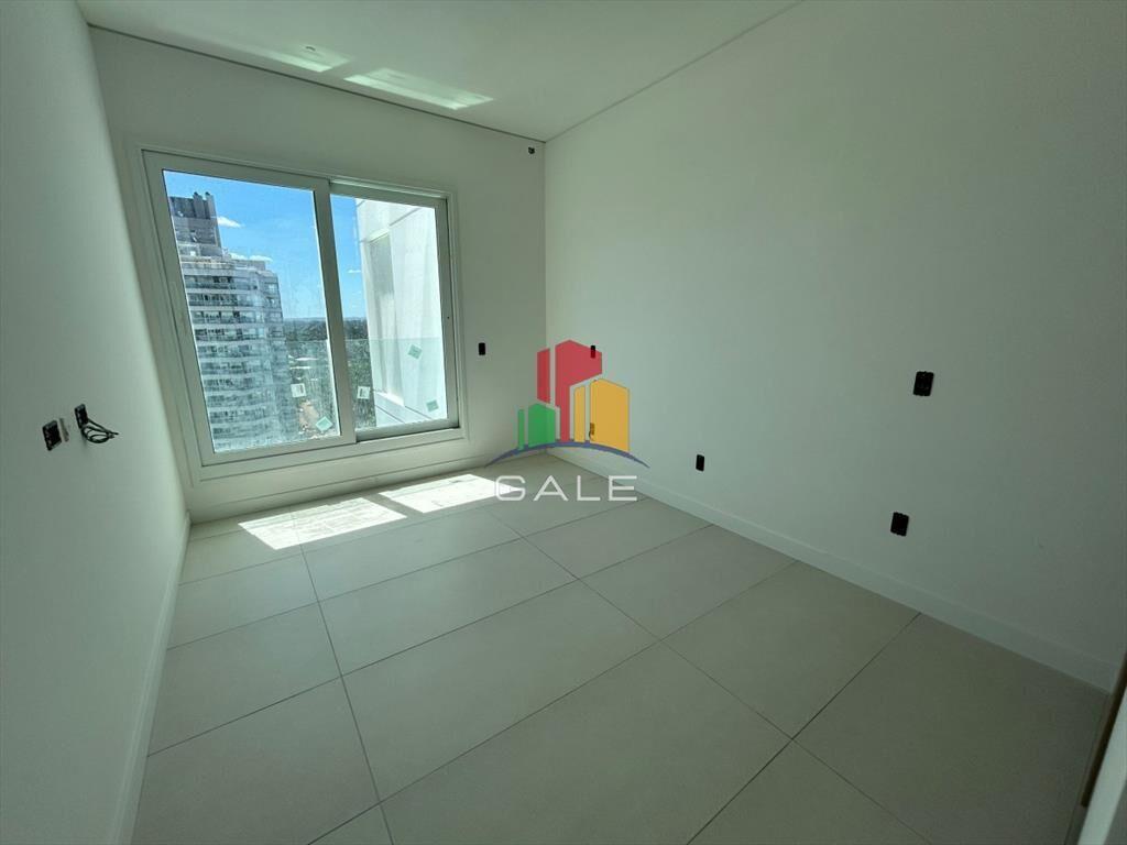 VENTA APARTAMENTO 3 DORMITORIOS LE PARC PLAYA