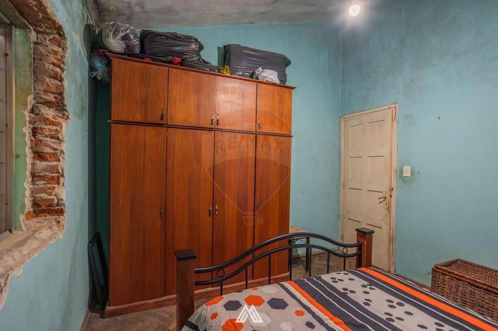 CASA EN LEZICA , GRAN POTENCIAL