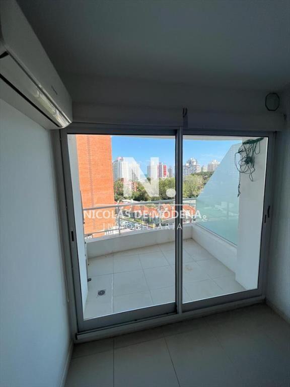 Apartamento de 2 dormitorios en venta en Punta