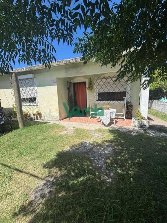 Casa de planchada mÃ¡ aptos prÃ³x a Costa Urbana