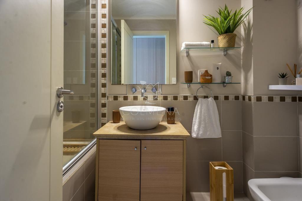 Vende apartamento con vista espectacular, de 3 dormitorios