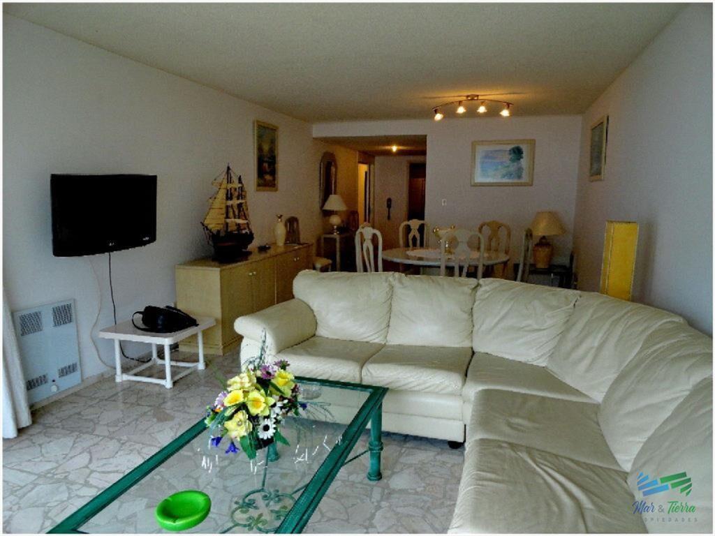 Apartamento súper amplio y cómodo , con vista,
