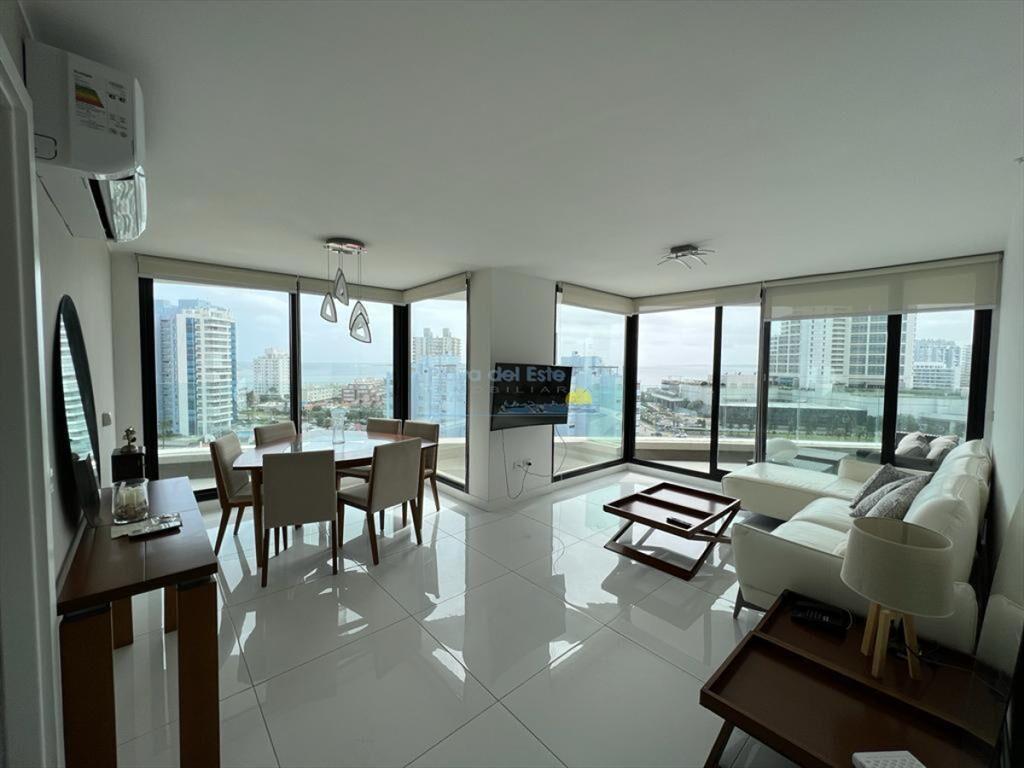 Apartamento en venta de 3 dormitorios en Edificio