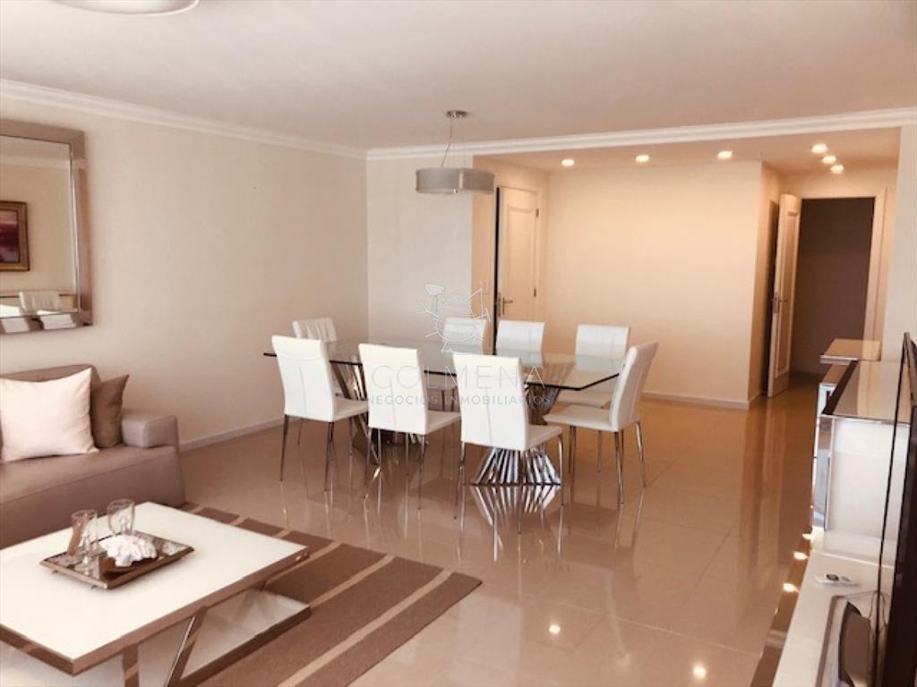 Apartamemto de 3 dor 3 baños mas toillete con en