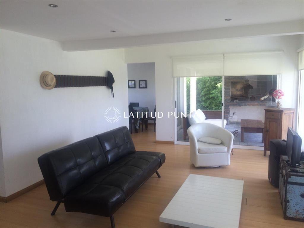 Casa en Balneario Buenos Aires, 3 dormitorios *