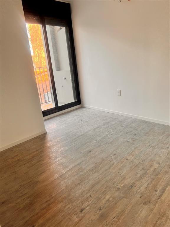 Apartamento de 1 dormitorio al frente a pasos del Shopping
