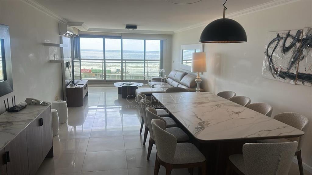 Apartamento de 3 dormitorios en Venta en Torre Imperiale, P