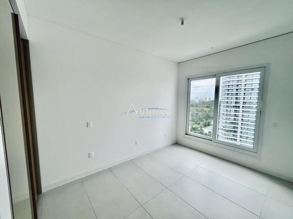 A estrenar apartamento en Le Parc IV
