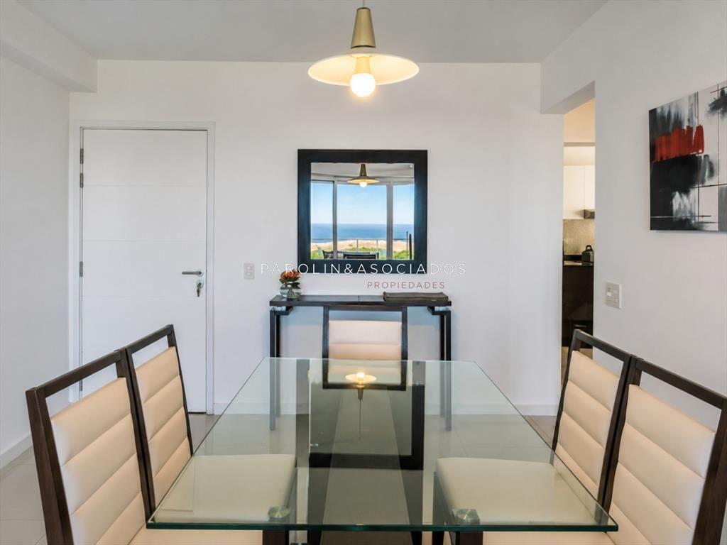 Apartamento de 3 Dormitorios en Primera Línea