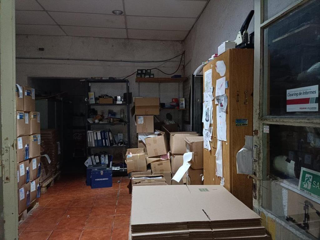Local -Gran Terreno casi 780 m2!! Zapican próximo a Gariba