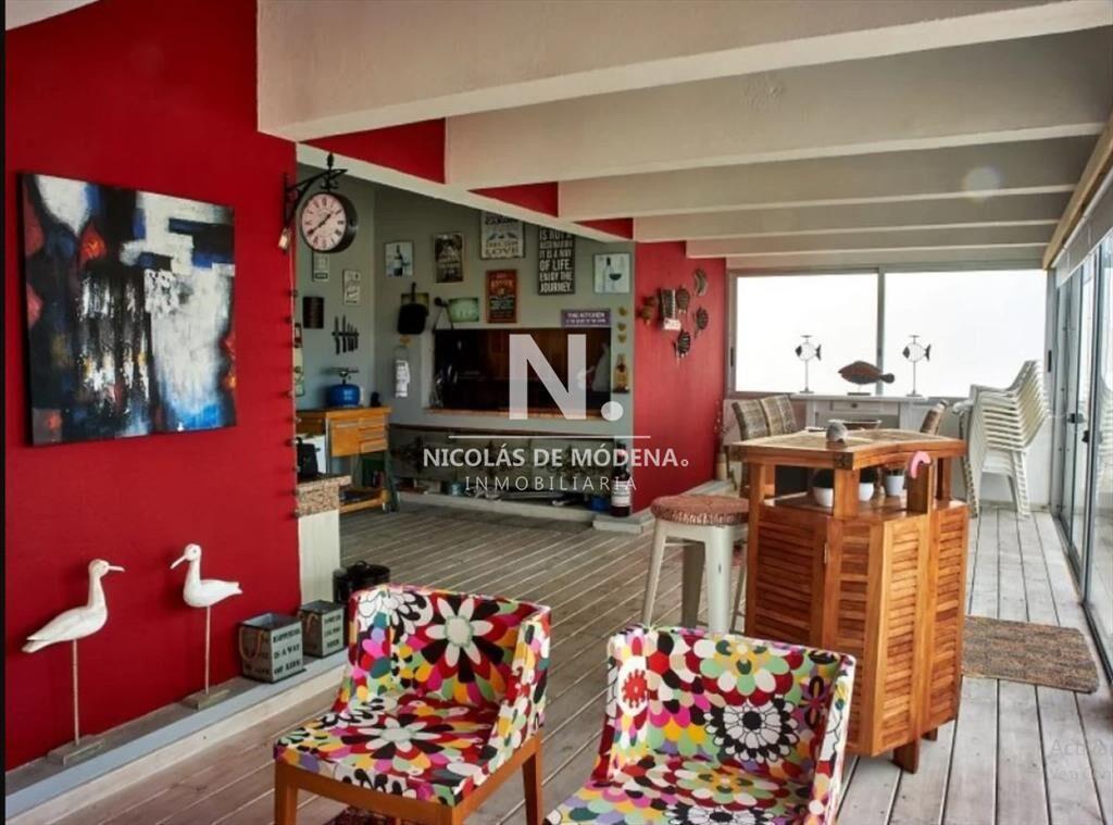 Venta Apartamento Penthouse, 2 Dormitorios, Punta