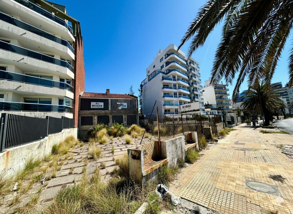 VENTA TERRENO PRIMERA LINEA RAMBLA MALVIN