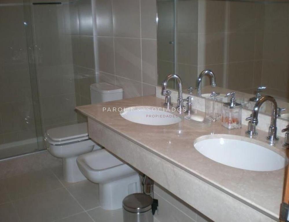 Apartamento en venta de 2 dormitorios en Season