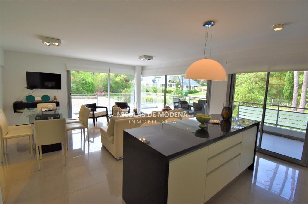 Vende apartamento de 2 dormitorios en Rincon del