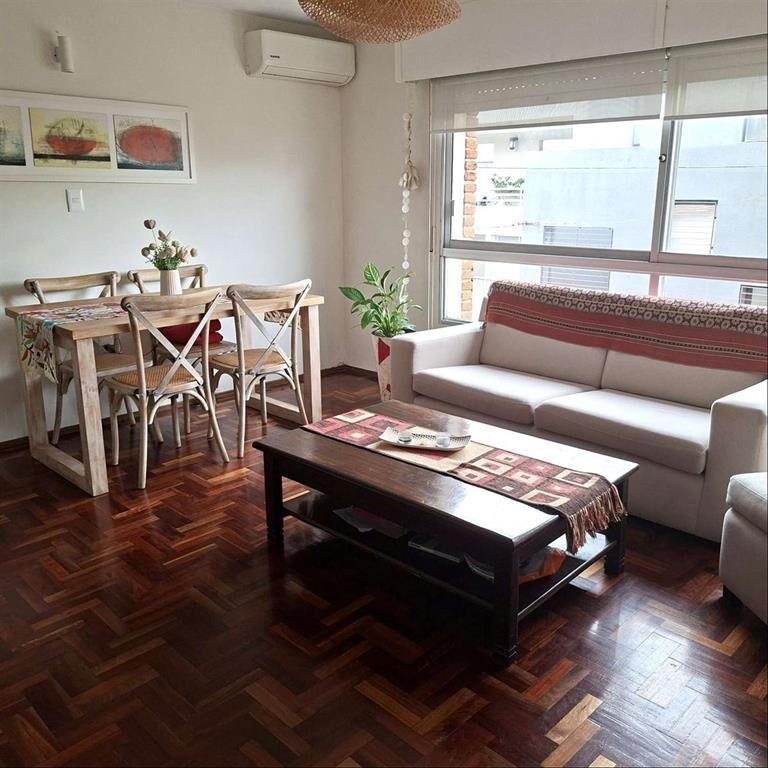VENTA POCITOS APARTAMENTO 3 DORMITORIOS