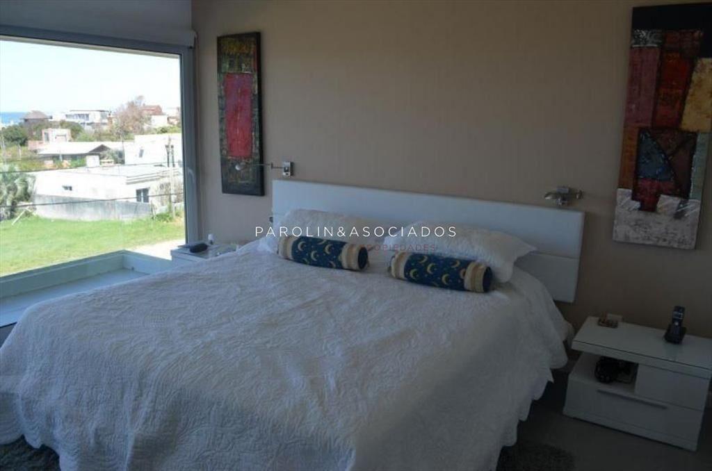 Casa en venta de 4 dormitorios en Manantiales,