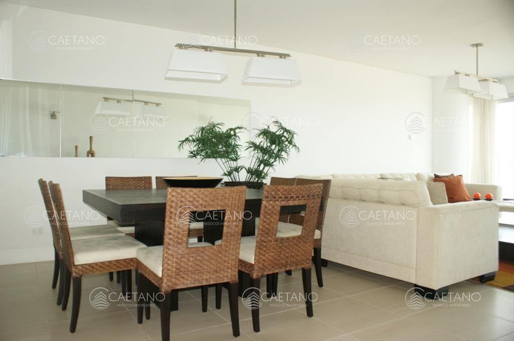 Alquiler de apartamento en Playa Brava.