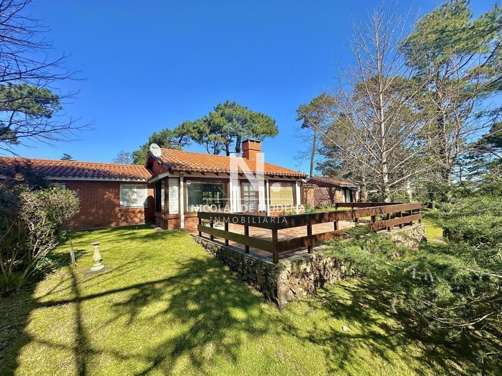 Venta Casa 6 dormitorios Playa Mansa Punta del