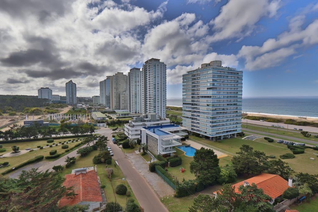 ALQUILER TEMPORARIO APARTAMENTO 2 DORMITORIOS EDIFICIO VIST