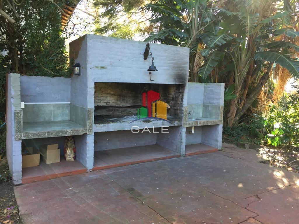 Linda casa en venta, zona cantegril