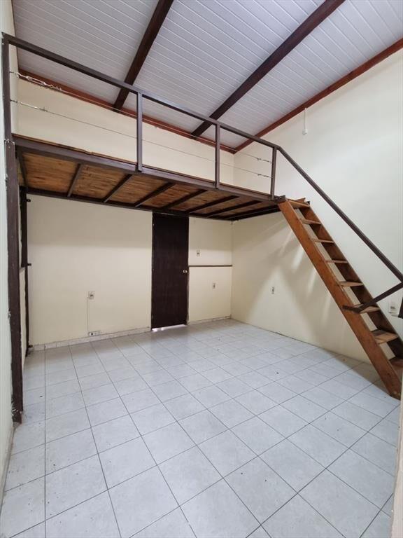 Venta De Casa Con Cochera Jardín y Parrillero