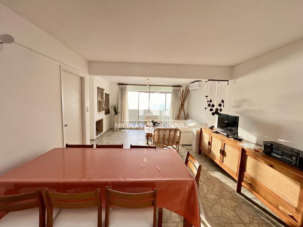 Venta penthouse tres dormitorios. Península, del