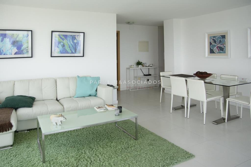 Hermoso apartamento en venta en torre Bellagio,
