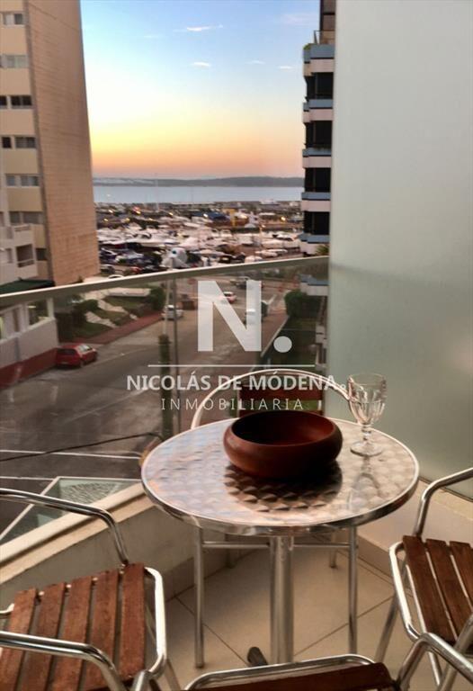Departamento con agradable vista a los de Punta