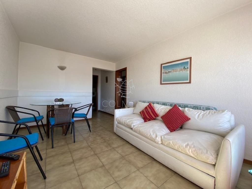 Apartamento en playa mansa a 1 cuadra del mar y a