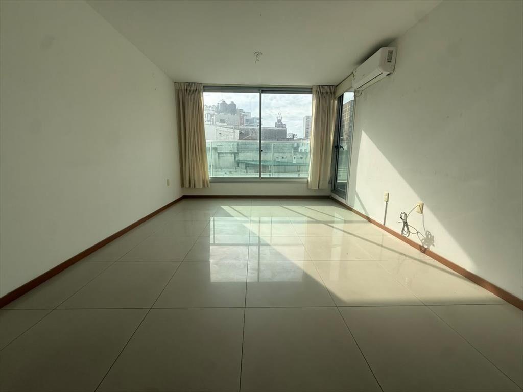 Venta excelente apartamento 1 dormitorio en Rambla Aquari...