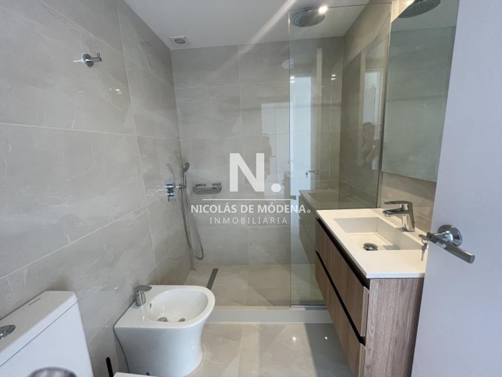 Vende PentHouse en la Barra, Manantiales de 3 dormitorios e