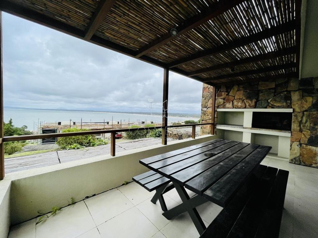 Venta de apartamento de dos dormitorios con en de