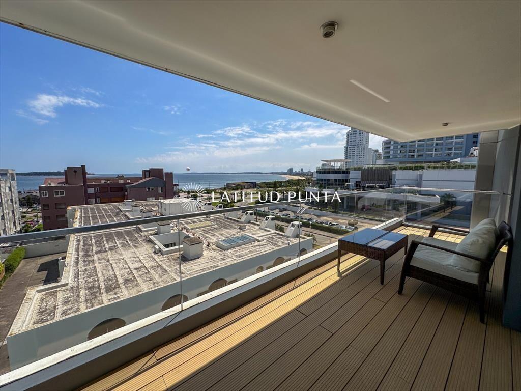Mansa, exclusivo apartamento de 3 suites más