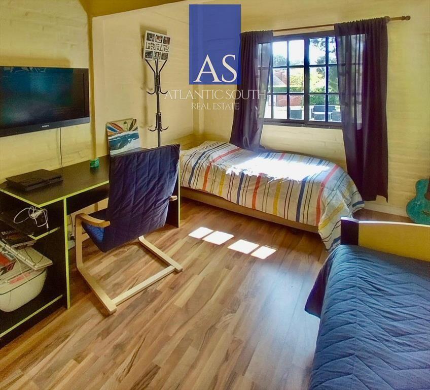 Casa tres dormitorios playa mansa Punta del Este.