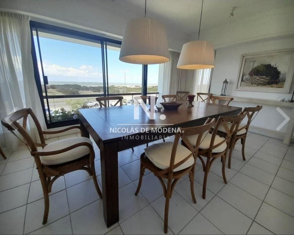 En venta apartamento en Brava, Punta del Este de